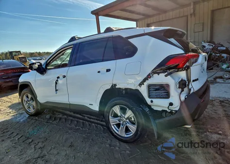 2022 Toyota Rav4 Xle z USA, uszkodzony, nr VIN 4T3RWRFV8NU077960